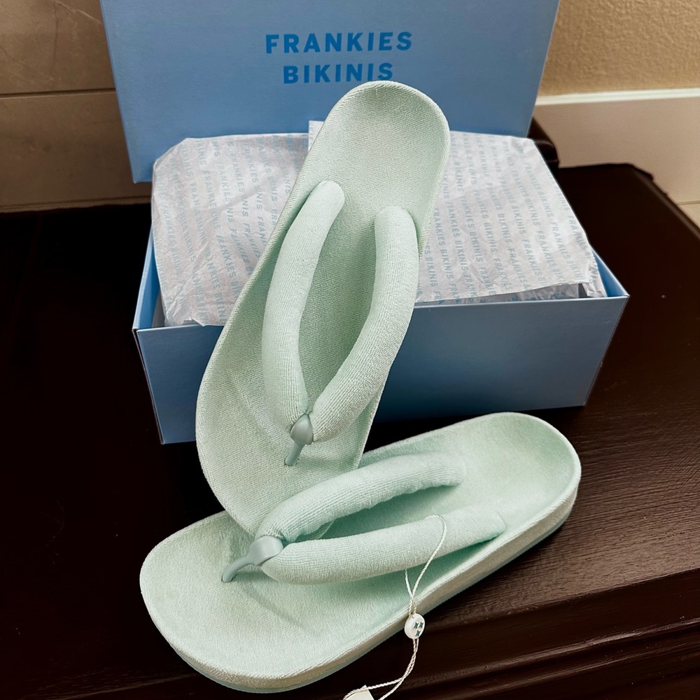 Frankie’s Bikinis terry cloth sandals